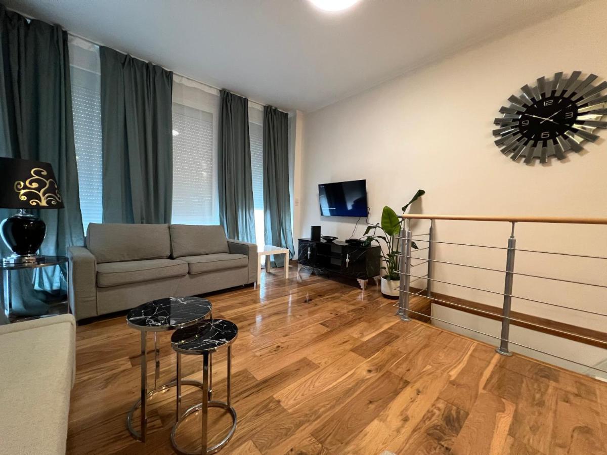Design Europarlament Apartment With Private Terrace Brussels Exterior photo